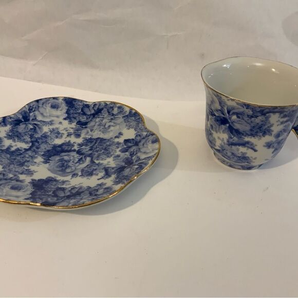 A Special Place Roses blue Cup And Saucer With A Butterfly Handle A3 - Picture 3 of 10